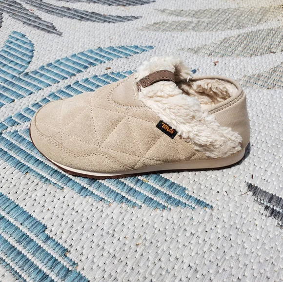 Teva | ReEMBER Plush Slippers - Picture 6 of 9